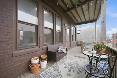849 West Newport Avenue Chicago IL 60657