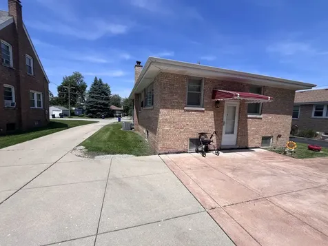 5707 Bohlander Avenue Berkeley IL 60163