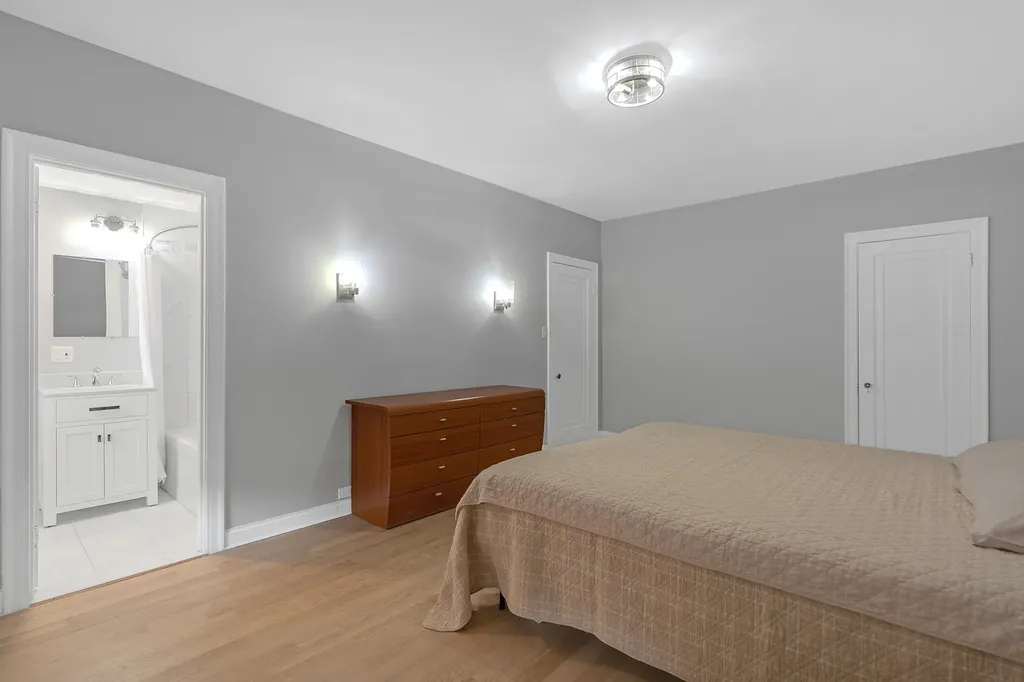 3750 North Lake Shore Drive Chicago IL 60613