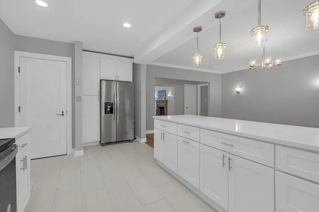 3750 North Lake Shore Drive Chicago IL 60613