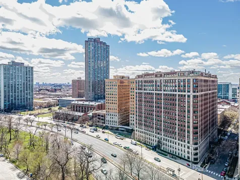 3750 North Lake Shore Drive Chicago IL 60613