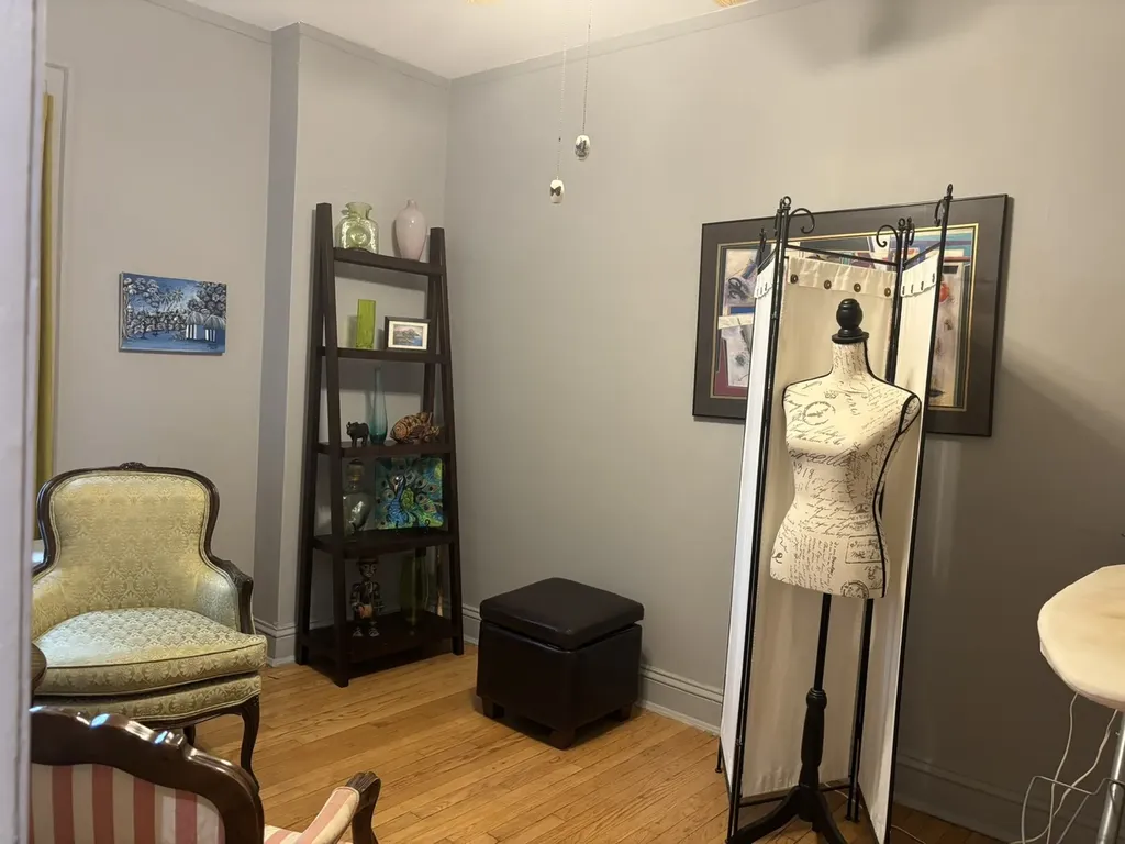 6700 South Crandon Avenue Chicago IL 60649