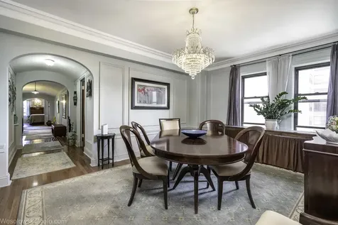 6700 South Crandon Avenue Chicago IL 60649