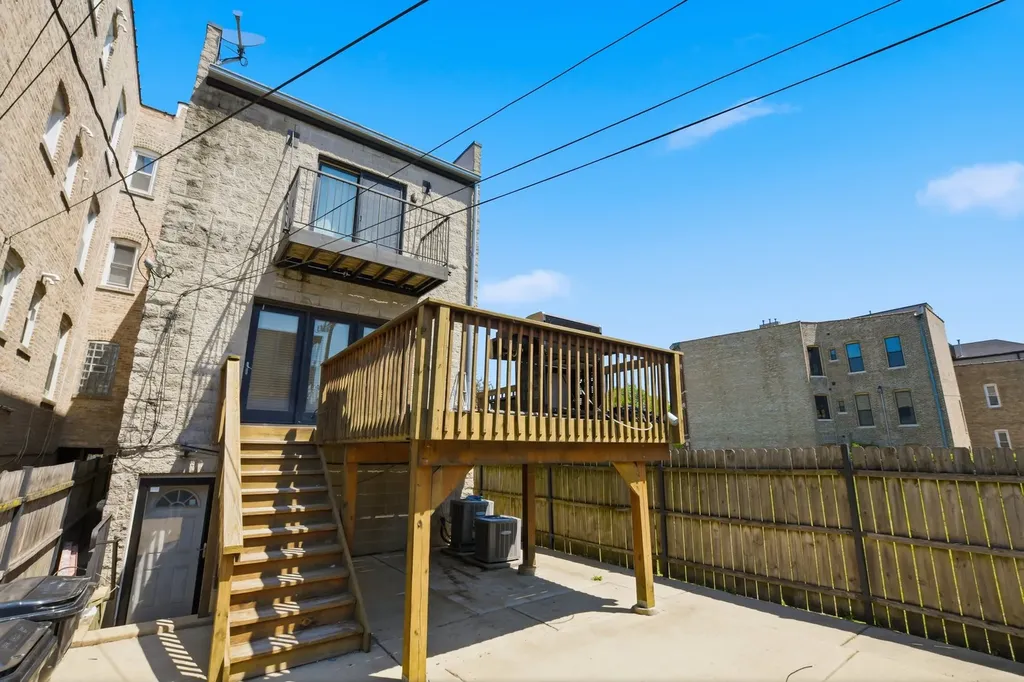 3139 West Washington Boulevard Chicago IL 60612