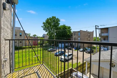 3139 West Washington Boulevard Chicago IL 60612