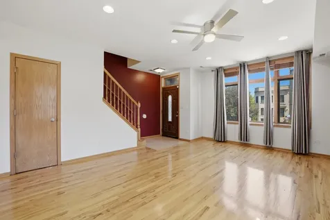 3139 West Washington Boulevard Chicago IL 60612