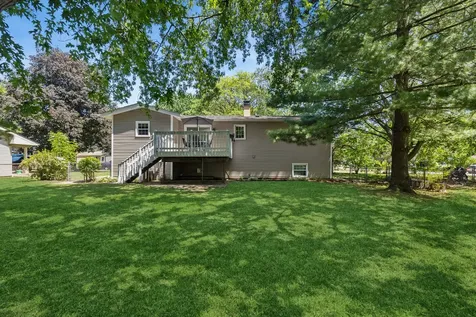 725 Wiltshire Court Crystal Lake IL 60014