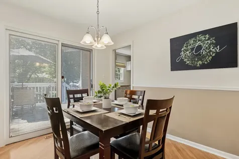 725 Wiltshire Court Crystal Lake IL 60014