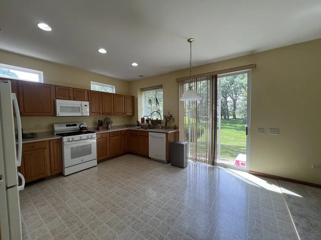 13215 Michigan Avenue Huntley IL 60142