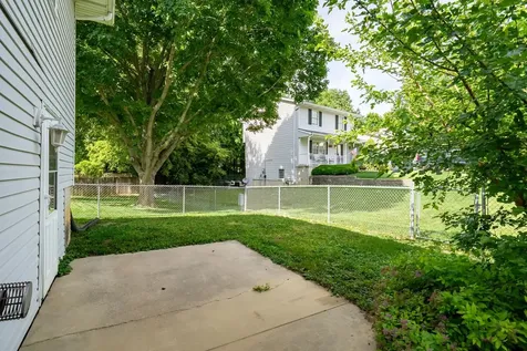 2014 Woodhavens Drive Bloomington IL 61701