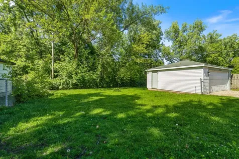 3242 Roesner Drive Markham IL 60428