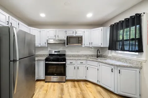 3242 Roesner Drive Markham IL 60428