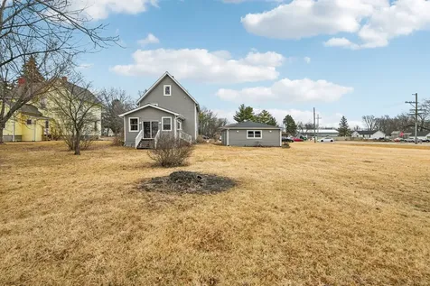 240 Maple Street Paw Paw IL 61353