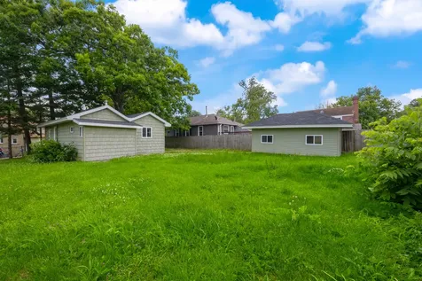 42328 North Oak Street Antioch IL 60002