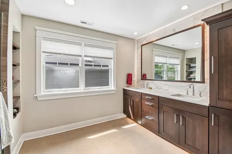 507 North Avenue Barrington IL 60010