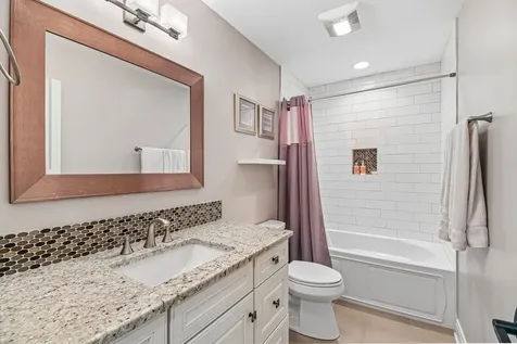 507 North Avenue Barrington IL 60010