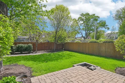 507 North Avenue Barrington IL 60010