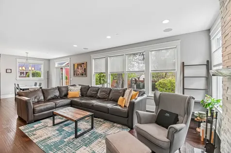 507 North Avenue Barrington IL 60010
