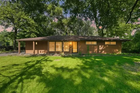 18341 John Avenue Country Club Hills IL 60478