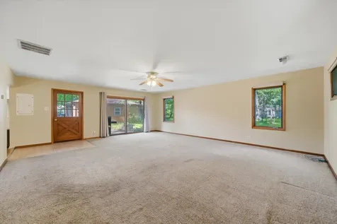 18341 John Avenue Country Club Hills IL 60478
