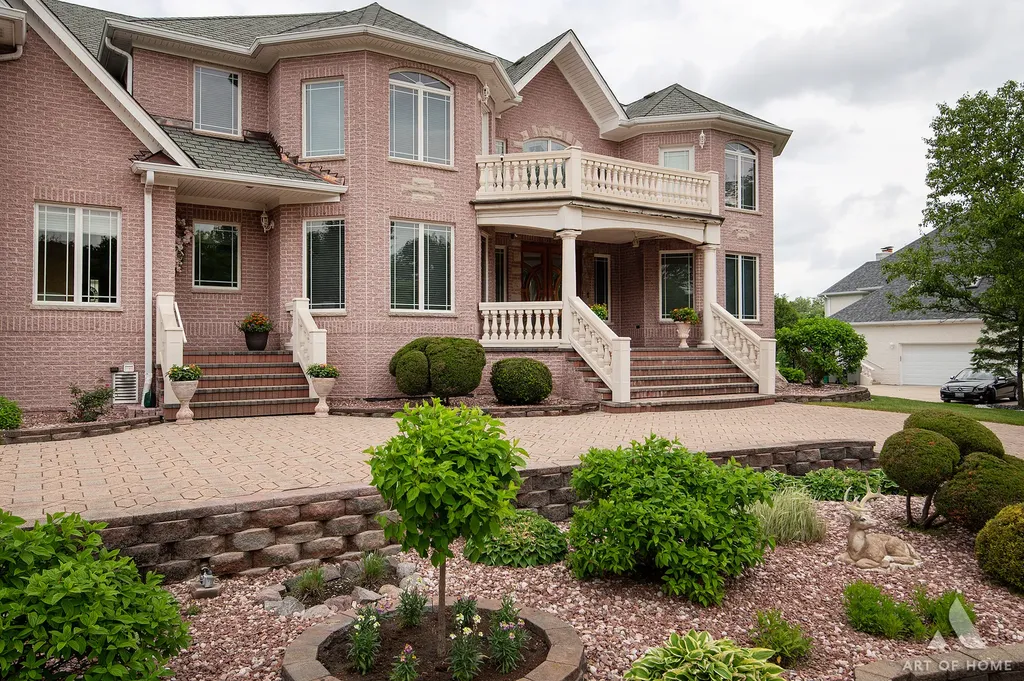 10840 Crystal Meadow Court Orland Park IL 60467