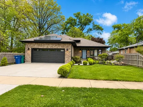5330 86TH Street Burbank IL 60459