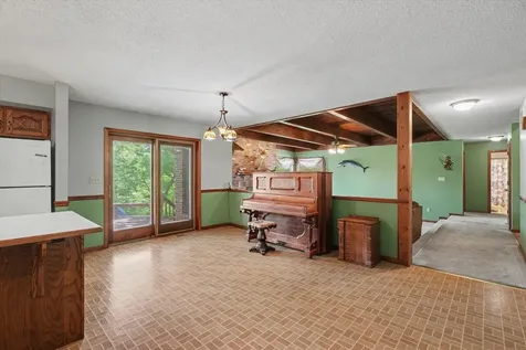 112 Dakota Drive Loda IL 60948