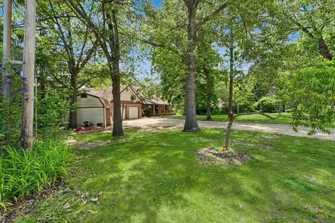 112 Dakota Drive Loda IL 60948