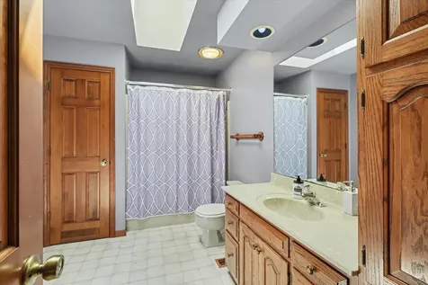 112 Dakota Drive Loda IL 60948