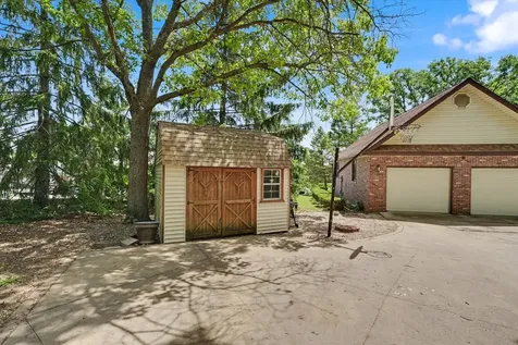 112 Dakota Drive Loda IL 60948