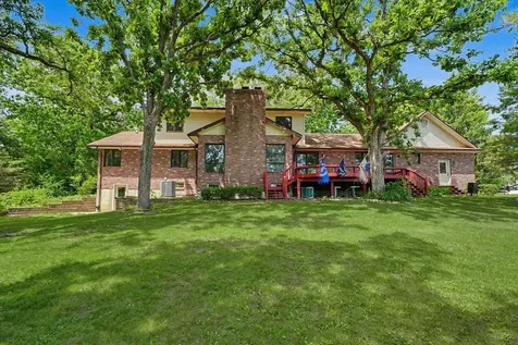 112 Dakota Drive Loda IL 60948