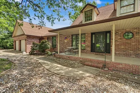 112 Dakota Drive Loda IL 60948