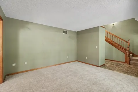 112 Dakota Drive Loda IL 60948