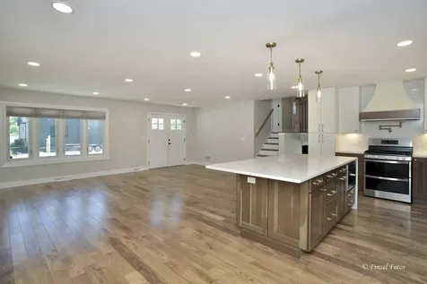 2901 Gregg Drive Mchenry IL 60050