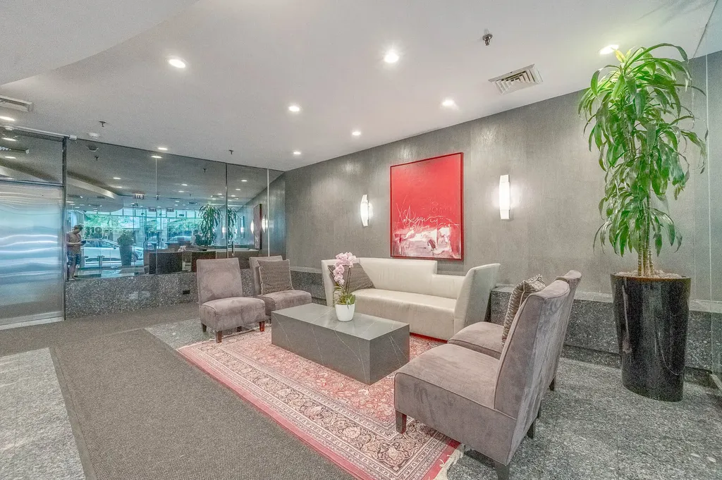 110 East Delaware Place Chicago IL 60611