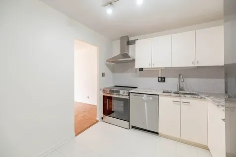 110 East Delaware Place Chicago IL 60611