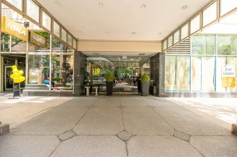 110 East Delaware Place Chicago IL 60611