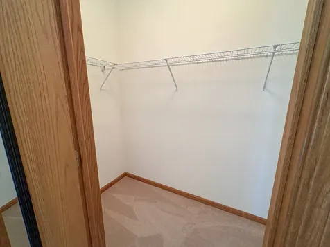 1453 Millbrook Drive Algonquin IL 60102