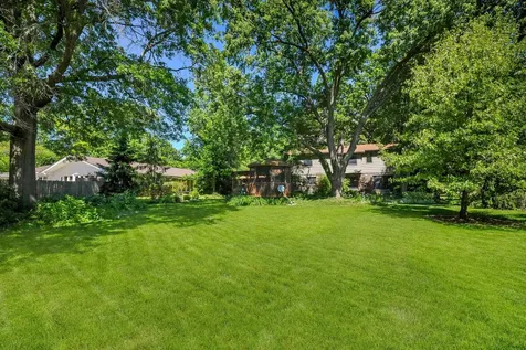 403 Meadowrue Lane Batavia IL 60510
