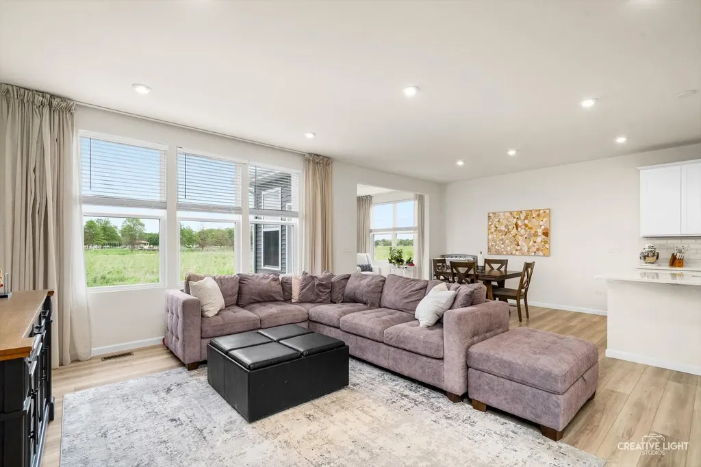 2531 Accolade Avenue Naperville IL 60564