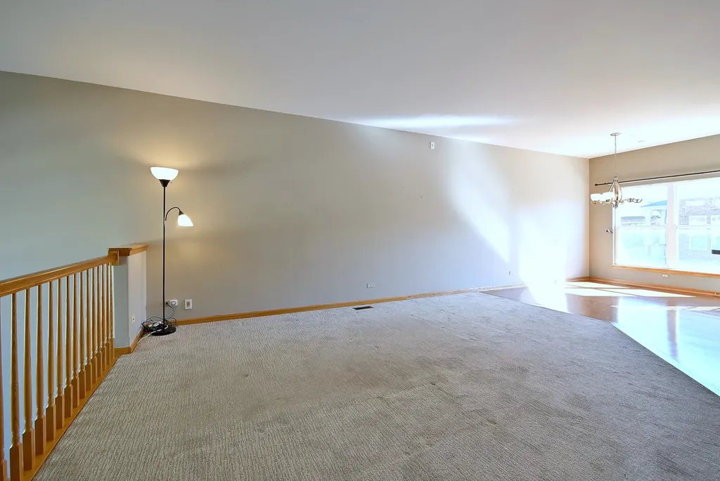 6069 River Bend Drive Lisle IL 60532