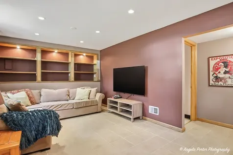 12 Sunshine Avenue Third Lake IL 60030