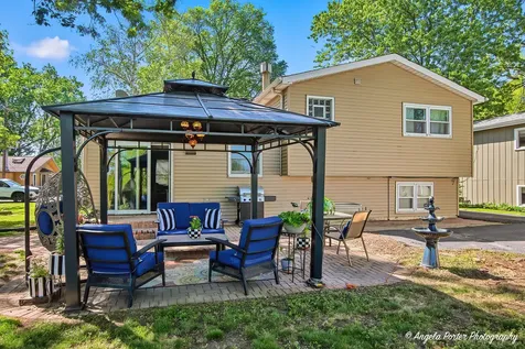 12 Sunshine Avenue Third Lake IL 60030