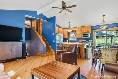 12 Sunshine Avenue Third Lake IL 60030
