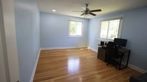121 Pine Street Deerfield IL 60015