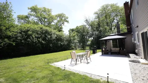 121 Pine Street Deerfield IL 60015