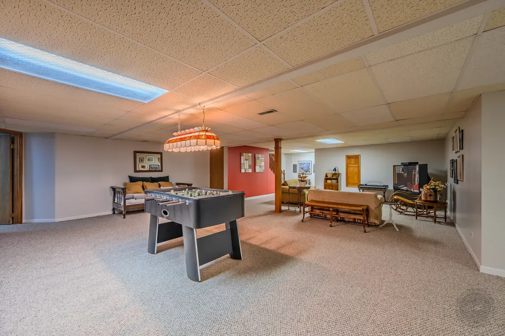 391 Dupahze Street Naperville IL 60565