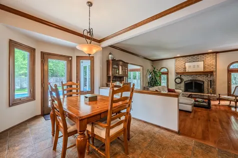 391 Dupahze Street Naperville IL 60565