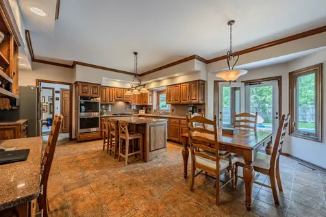 391 Dupahze Street Naperville IL 60565