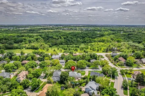 391 Dupahze Street Naperville IL 60565